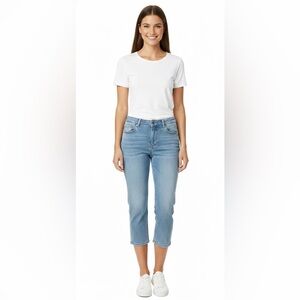 Nine West Womens Chrystie Christie Capri Jeans  8 Blue Canyon Stretch